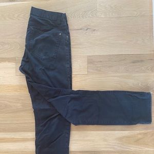 H&M men’s navy chinos, size 29 waist. Slim fit.